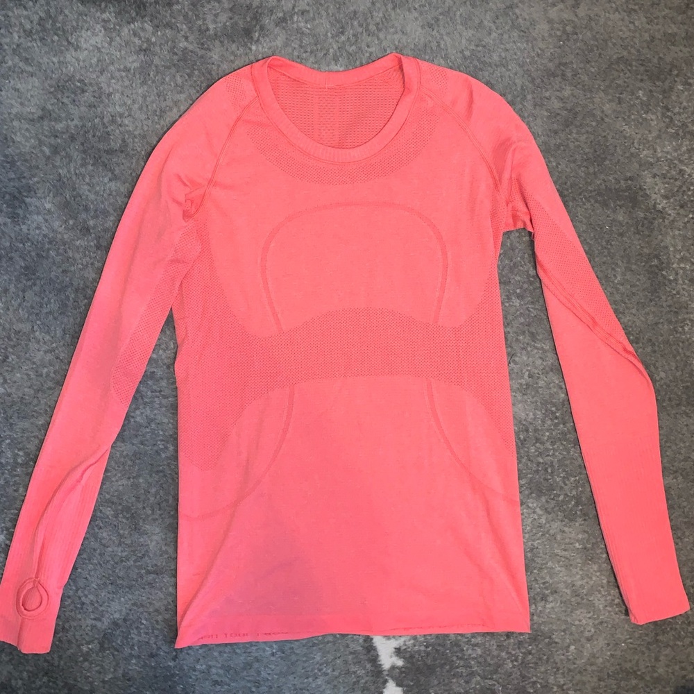 Lululemon Swiftly Tech long sleeve